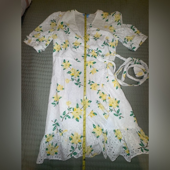 Draper James Wrap Floral Eyelet White Yellow Cottage 100% Cotton - Picture 4 of 12